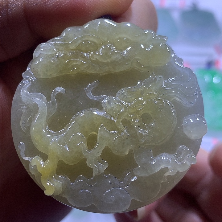 翡翠未镶嵌颈饰天然翡翠A货吊坠