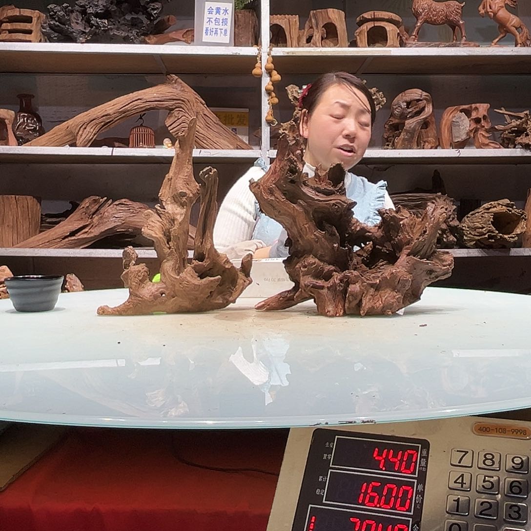 紫砂镂空喜**。2351-2紫柚沉木