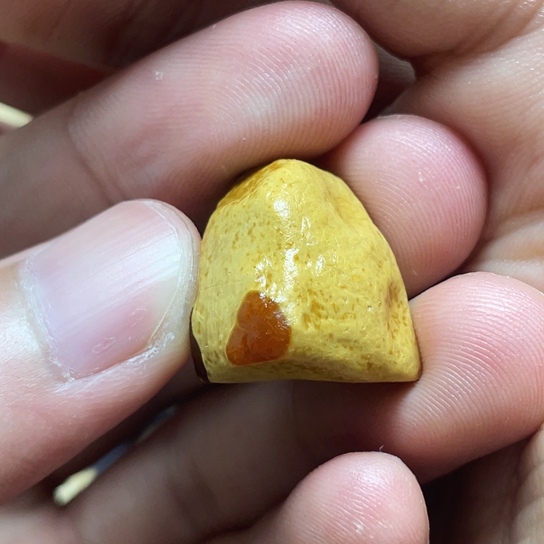 未镶嵌定制琥珀定制