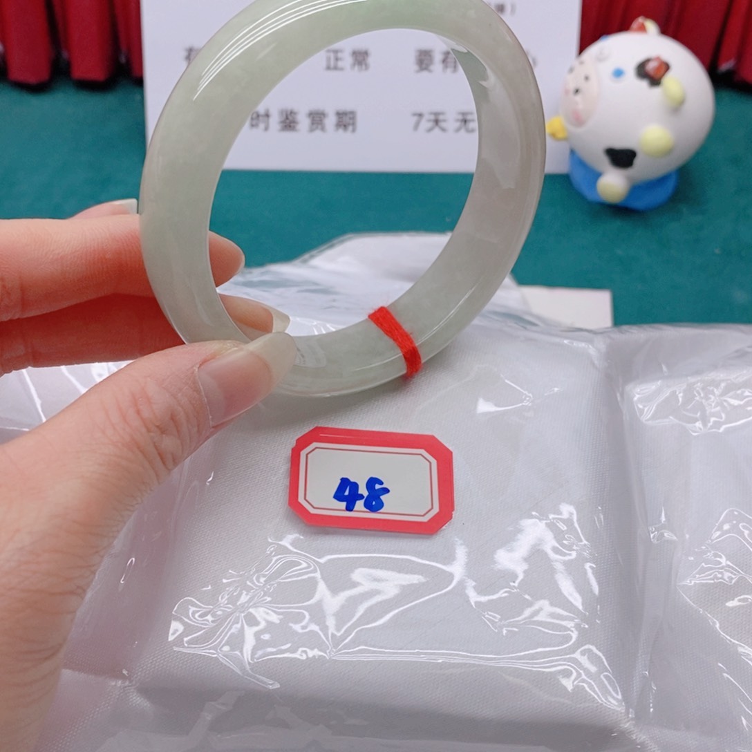 翡翠未镶嵌手镯逸*488888888