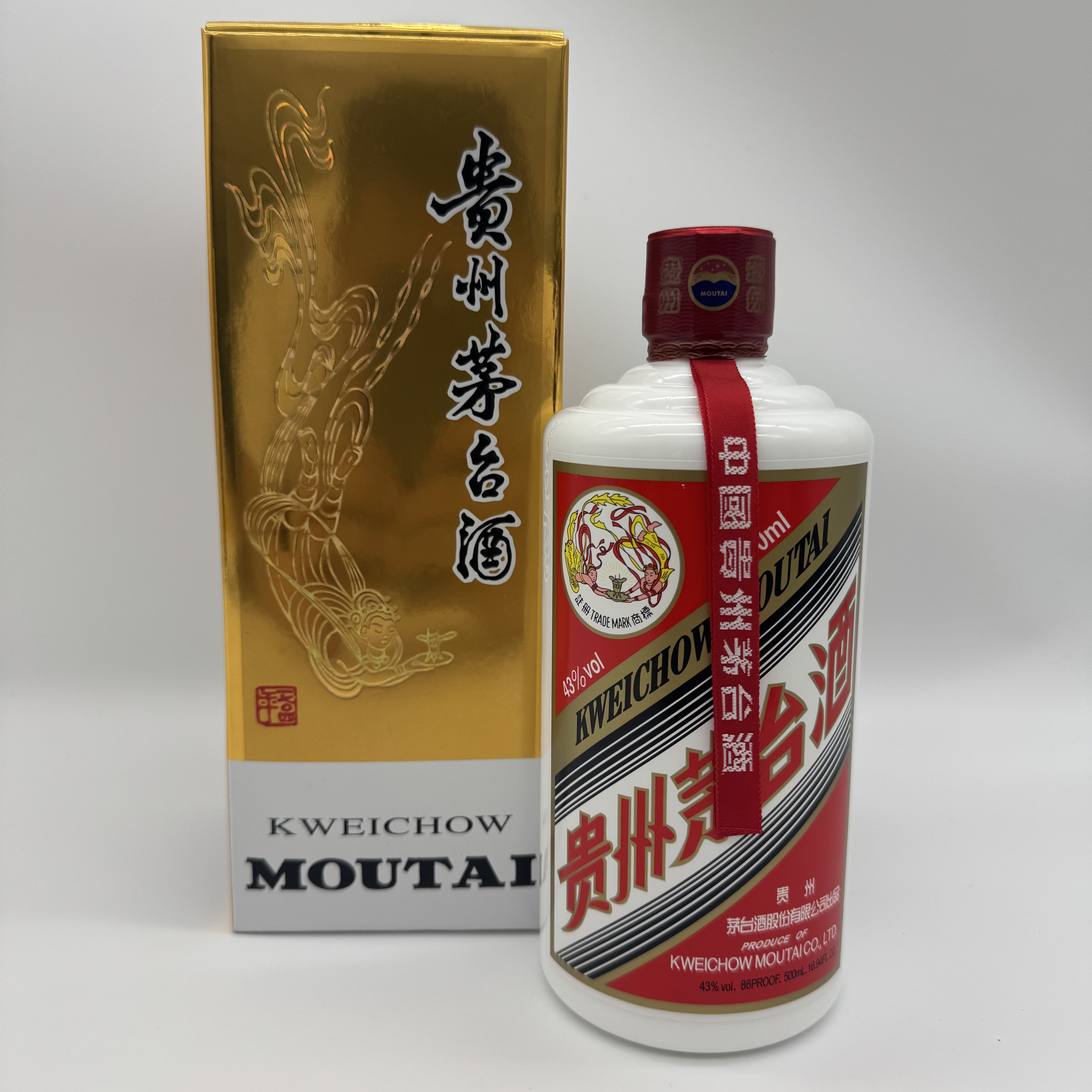 KWEICHOW MOUTAI/贵州茅台飞天500ml酱香型宴请送礼43度500