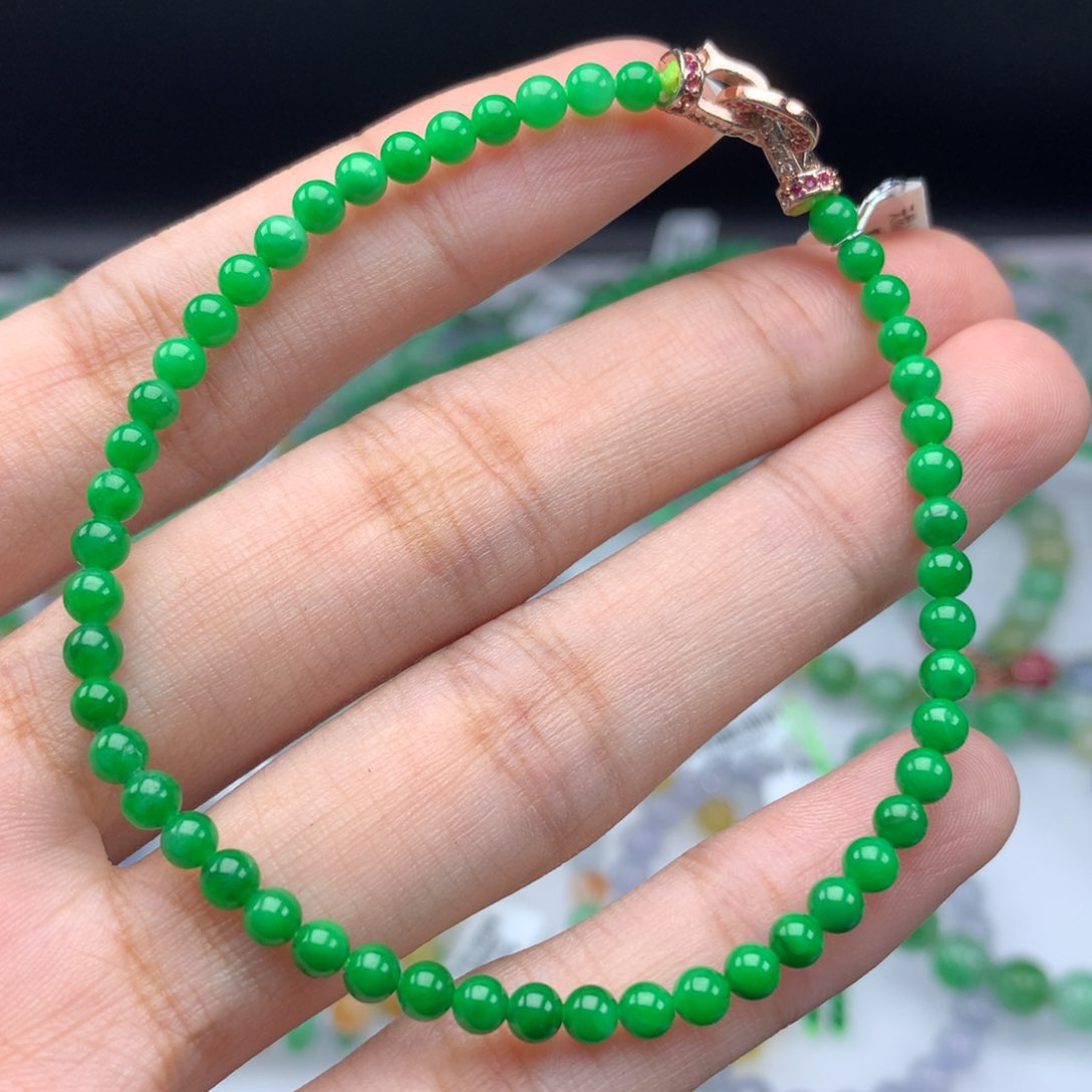 翡翠手链未镶嵌卡