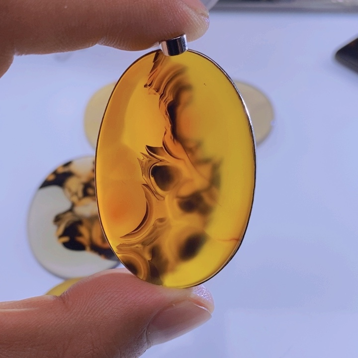 玛瑙/玉髓颈饰未镶嵌