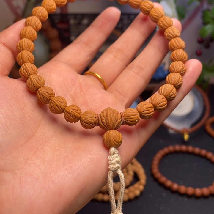 吊坠桃核龙文涛哥