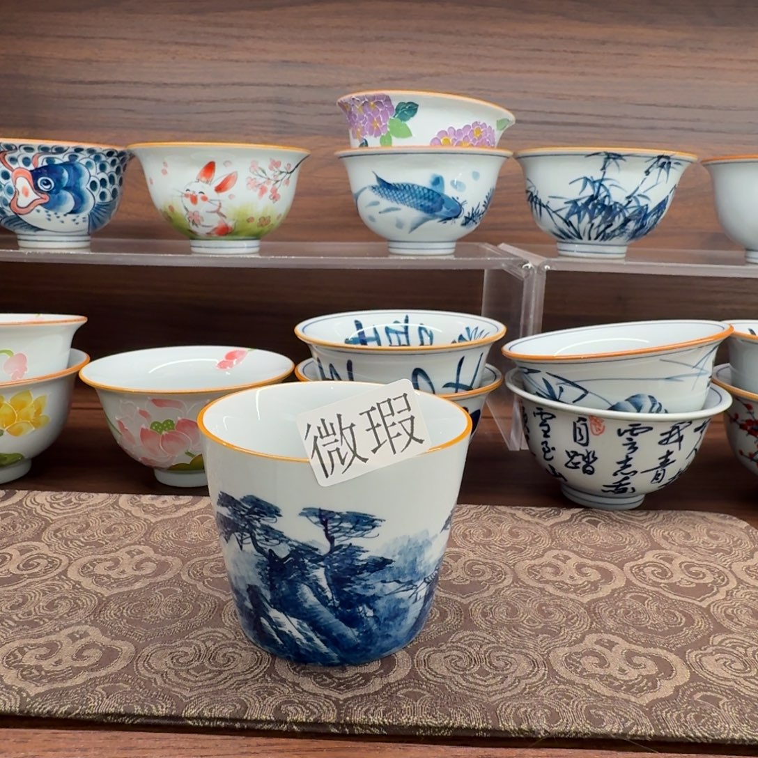 釉下手绘茶具微瑕