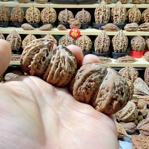 文玩核桃把件双棒连体 色差