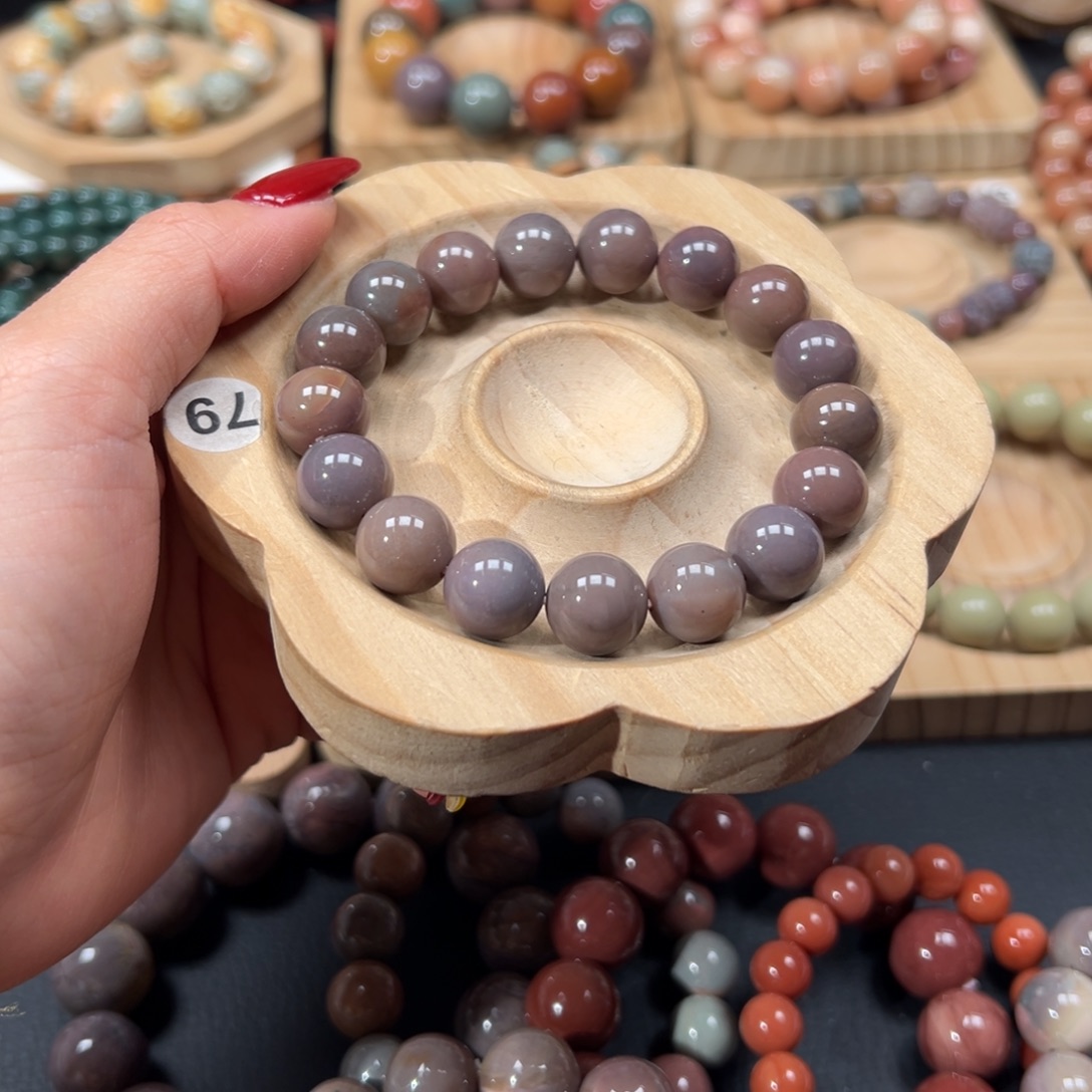 你***？石英质玉未镶嵌手链98