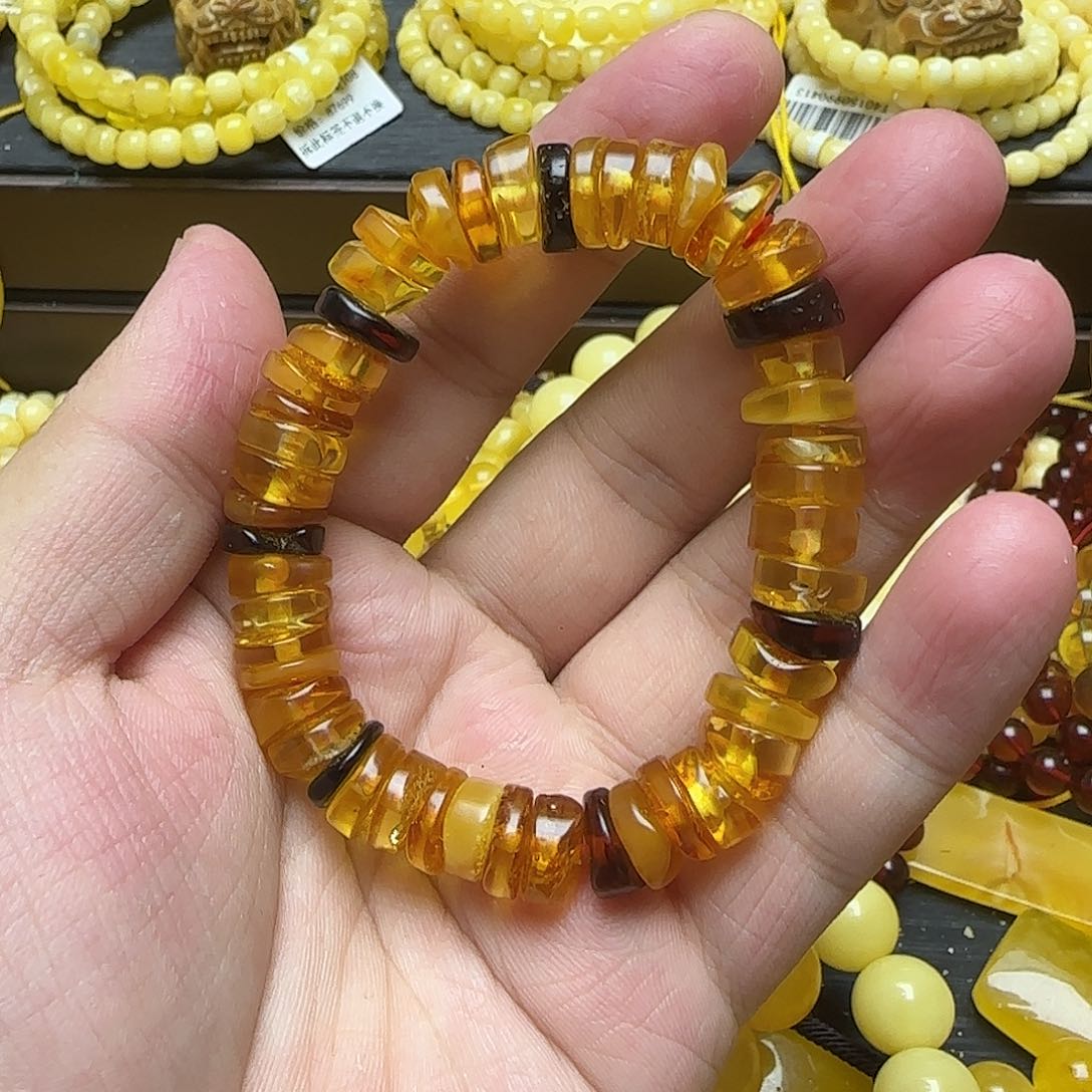 琥珀珠宝奇石未镶嵌