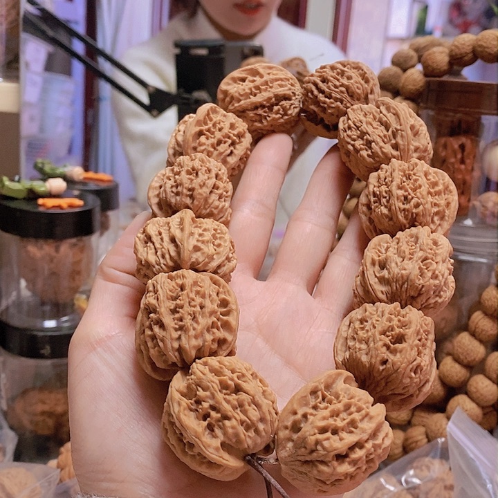 【闪购商品】文玩核桃把件34千佛山手持油