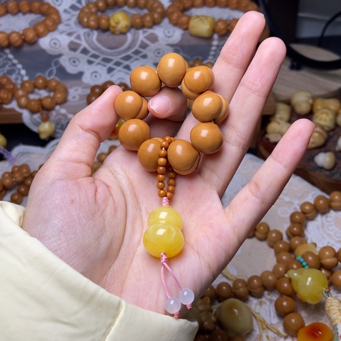 猴头核桃吊坠高定屁桃手捻卡15