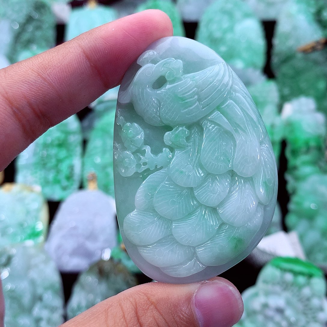 吊坠(不含链)未镶嵌翡翠