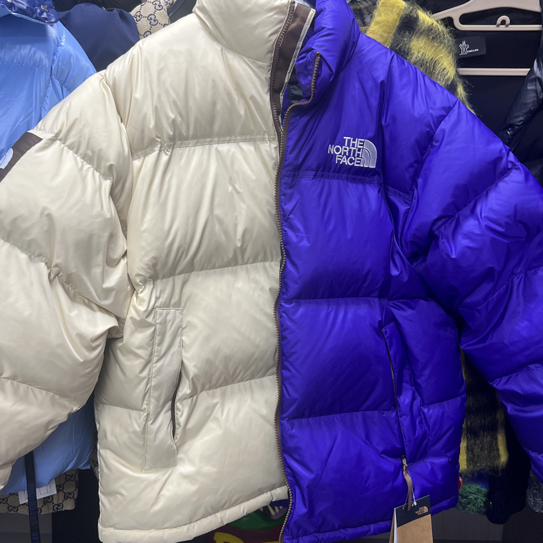 未使用 Supreme x The North Face白紫拼接款全新带吊牌 L码