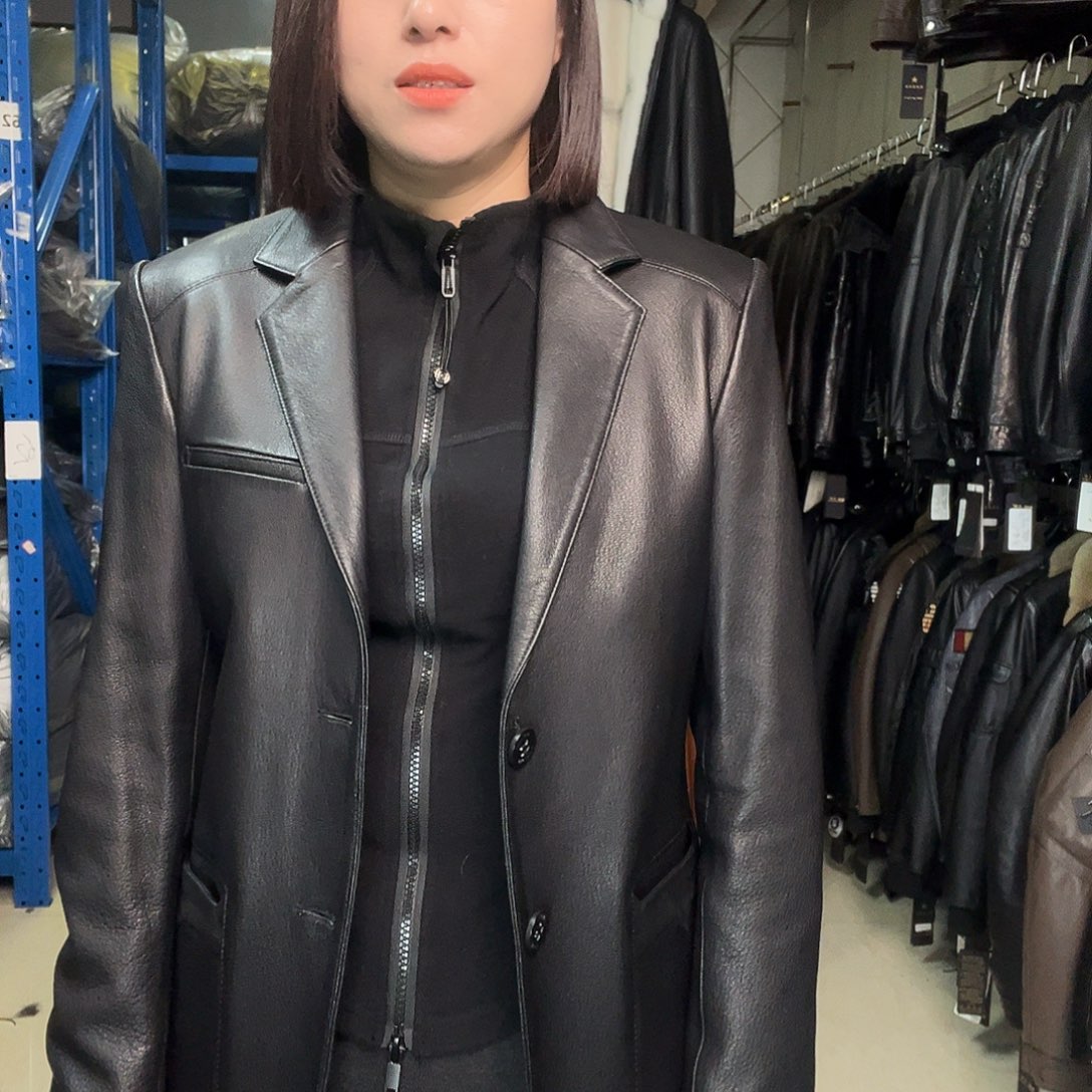 电****姐3002，48码，西服