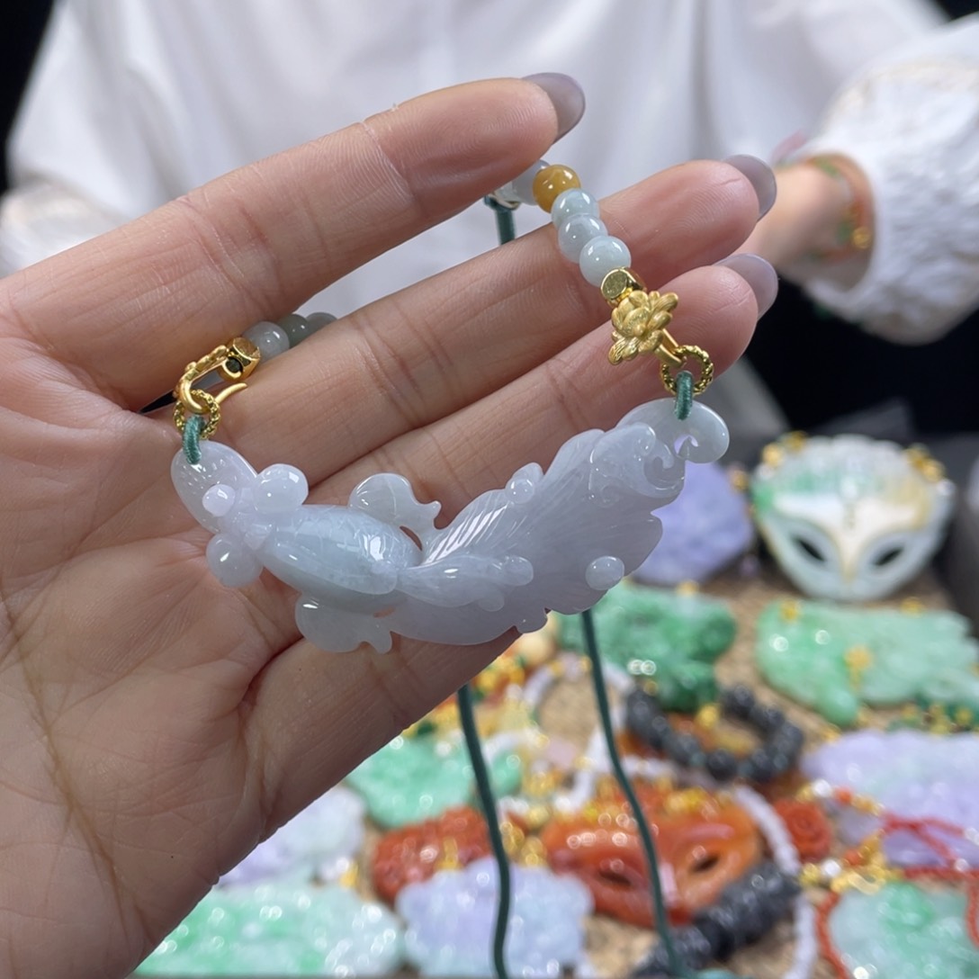 翡翠颈饰未镶嵌代编织