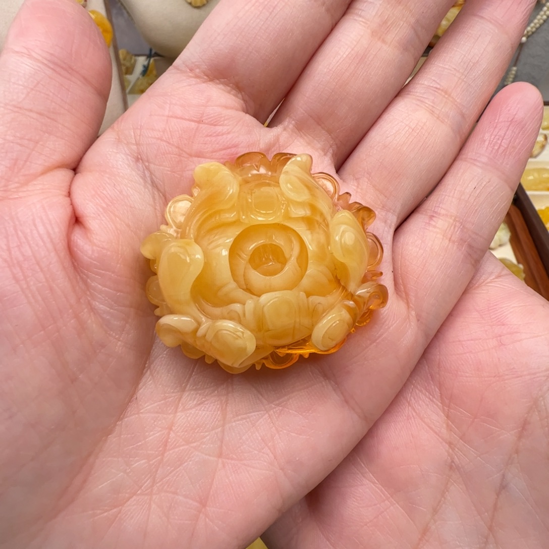 琥珀未镶嵌裸石蜜蜡