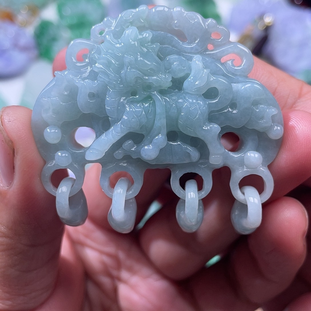 翡翠未镶嵌颈饰翡玉缘翡翠