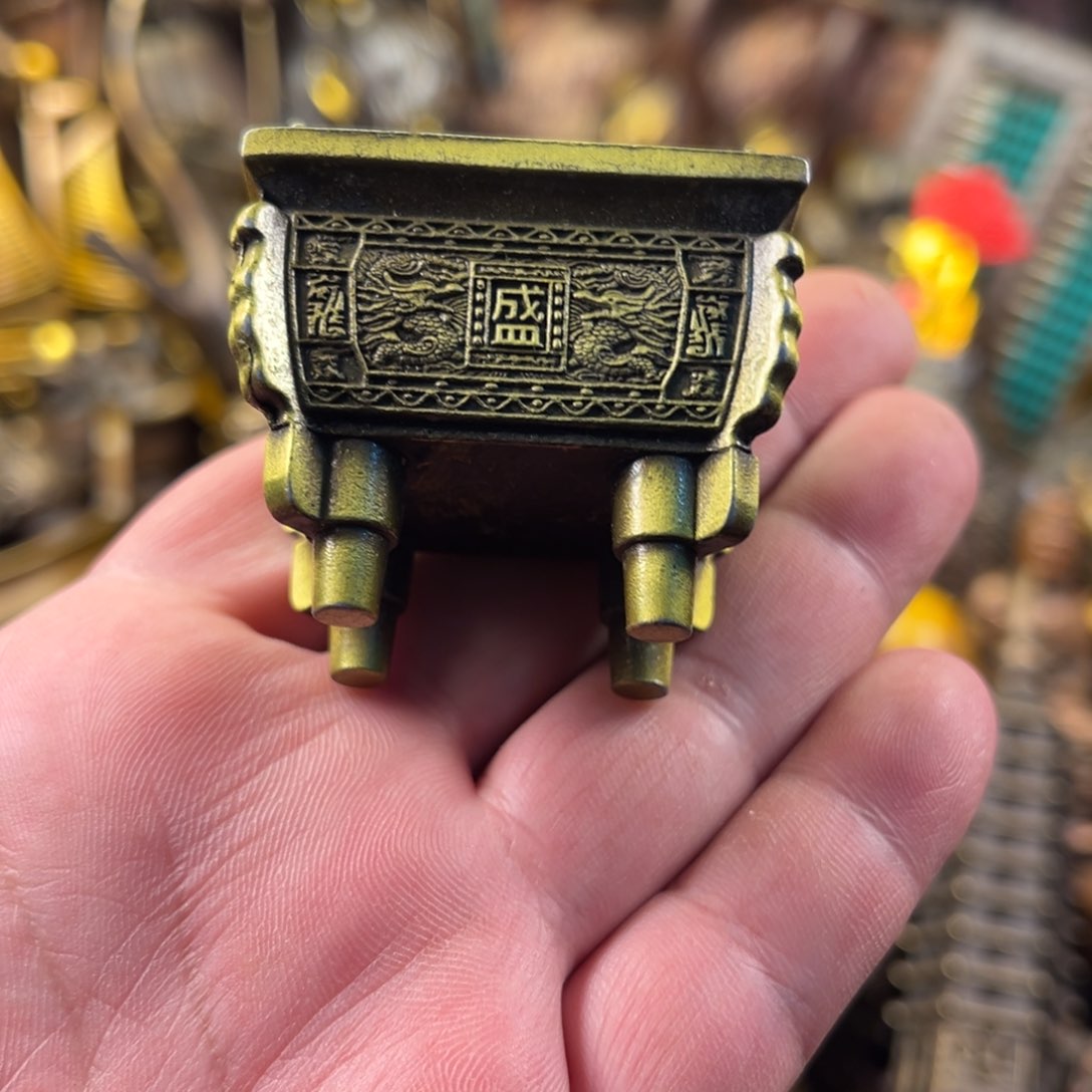 茶壶香炉铜器摆件
