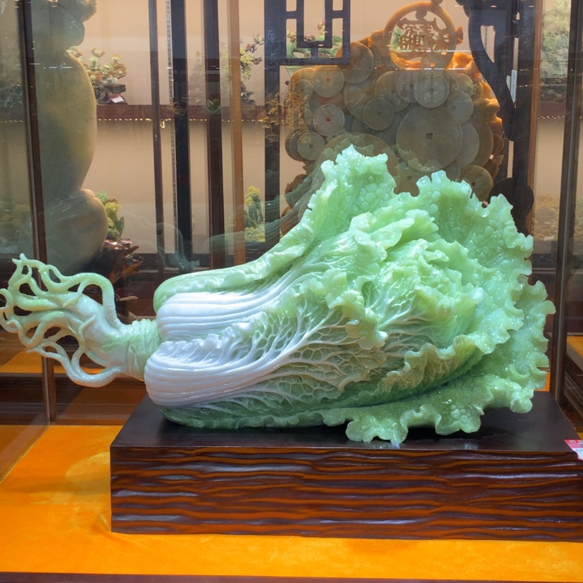 【闪购商品】蛇纹石玉未镶嵌摆件覆膜