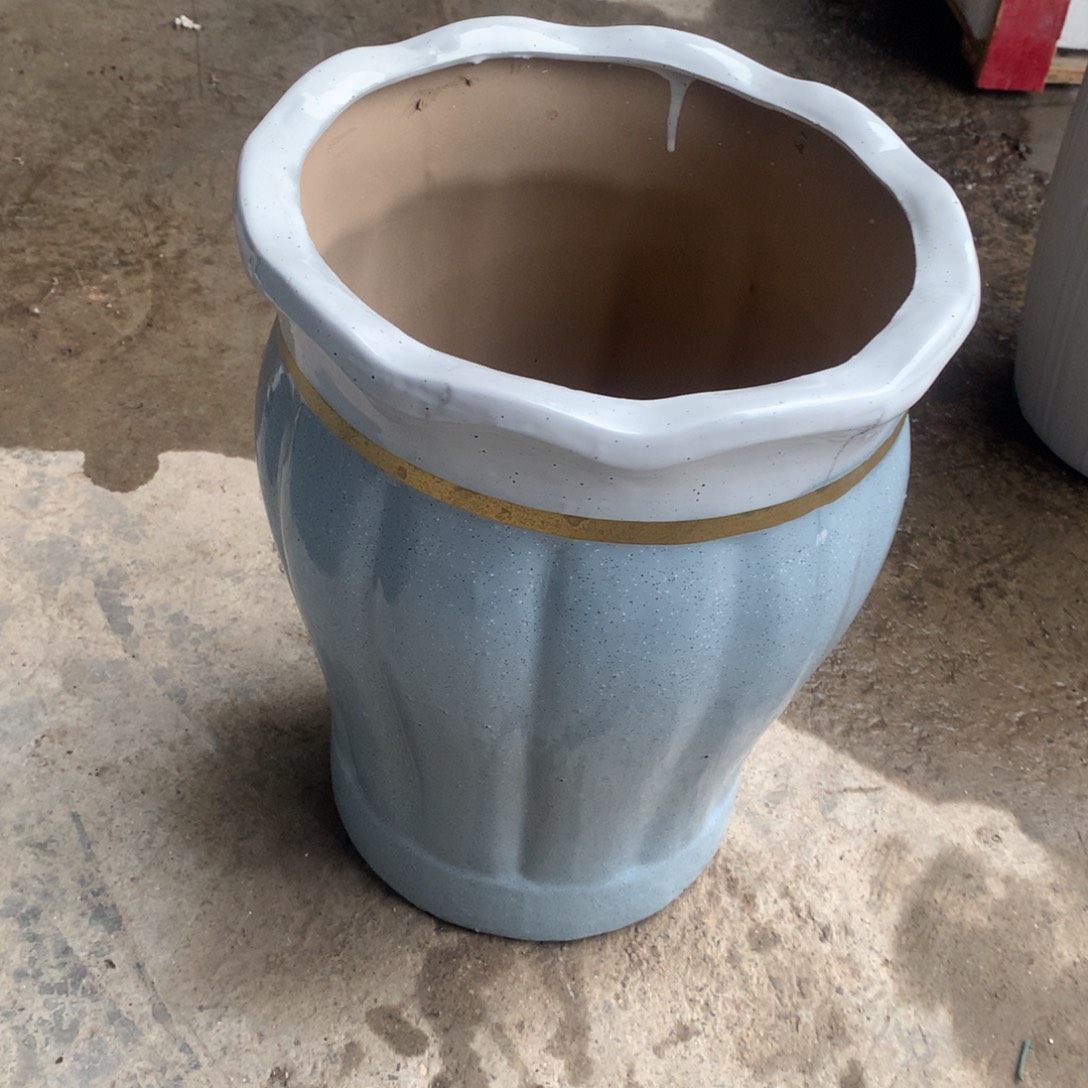 高32口22花盆瑕疵