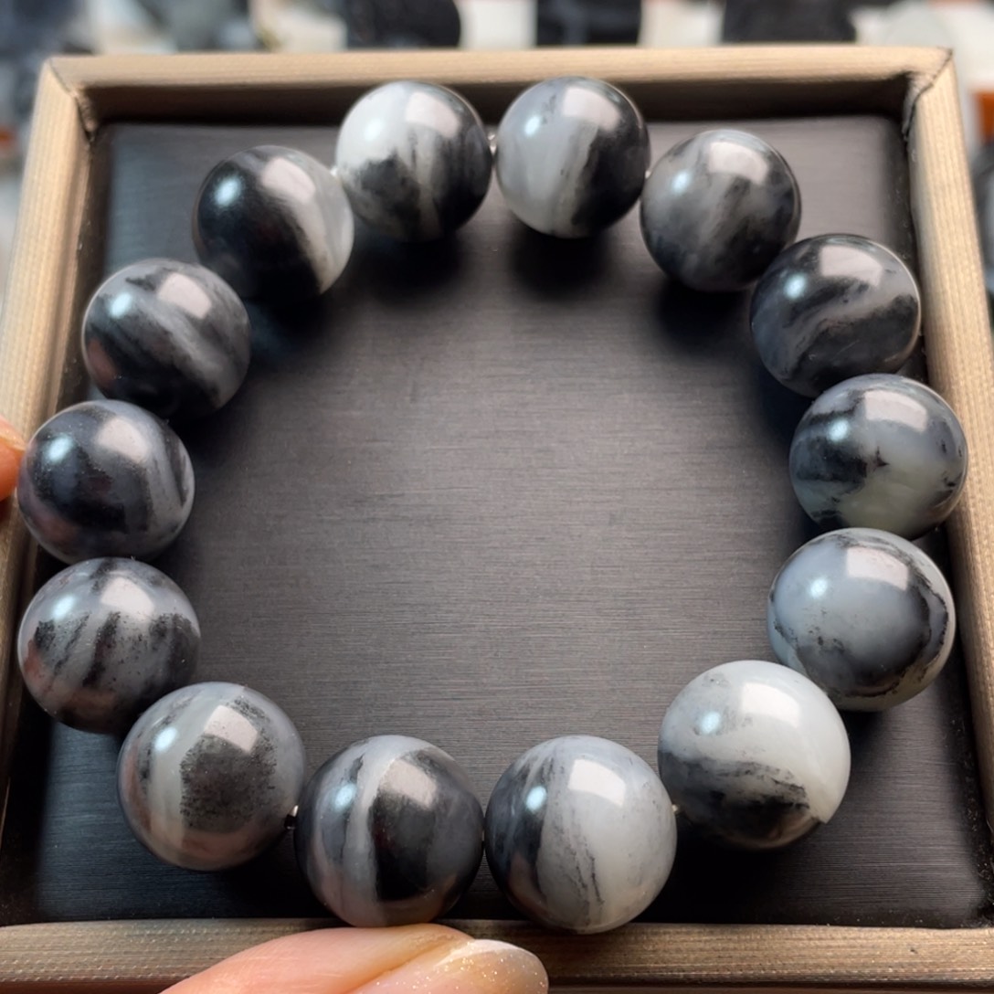 和田玉手串未镶嵌