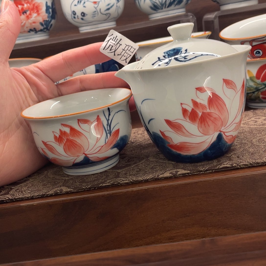 釉下手绘茶具微瑕