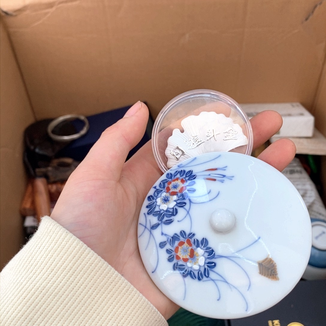 瓷片佳慧哈哈哈哈哈哈