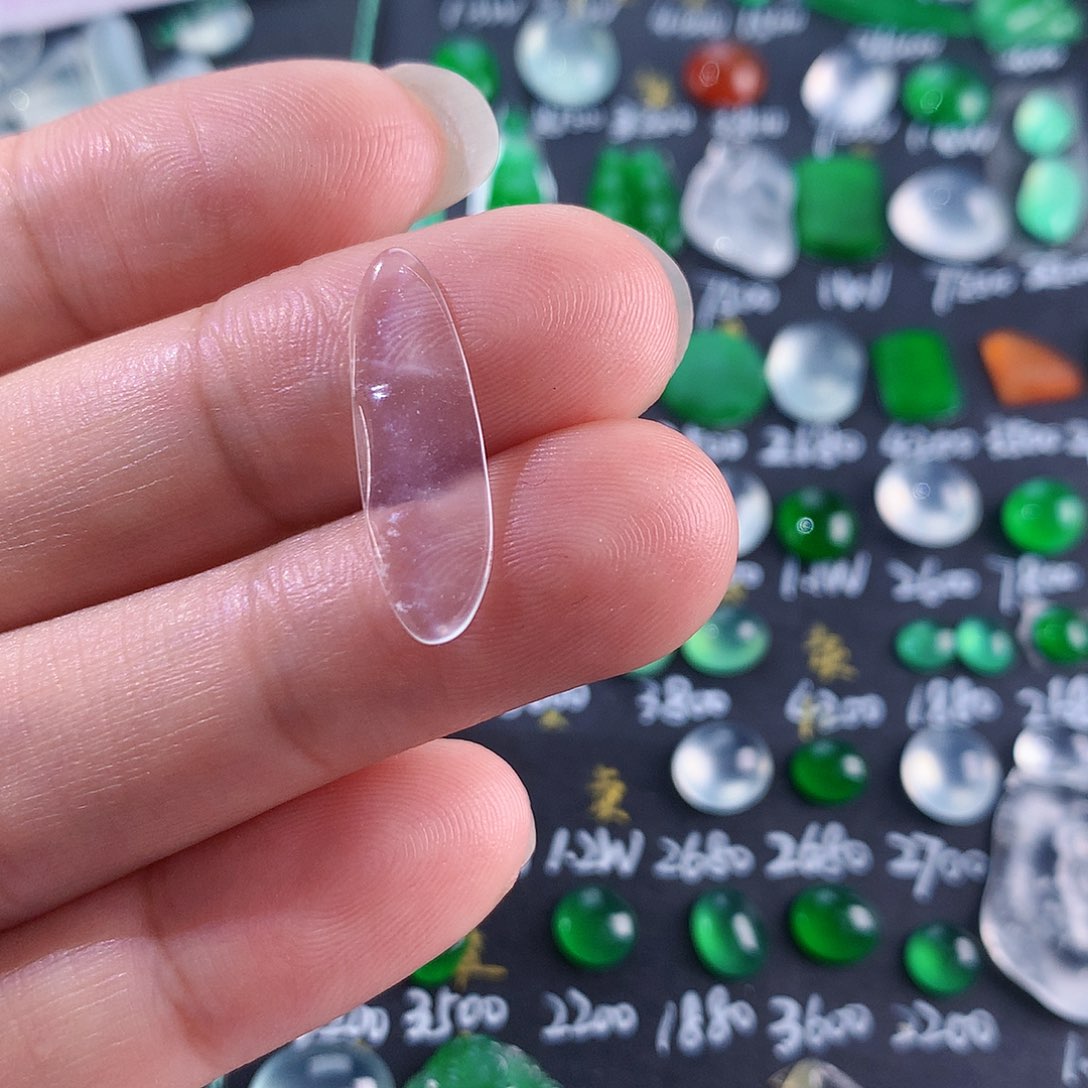 【闪购商品】翡翠颈饰未镶嵌天然翡翠高冰福豆