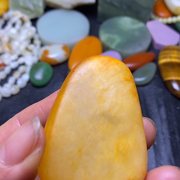 和田玉（糖玉）未镶嵌车挂