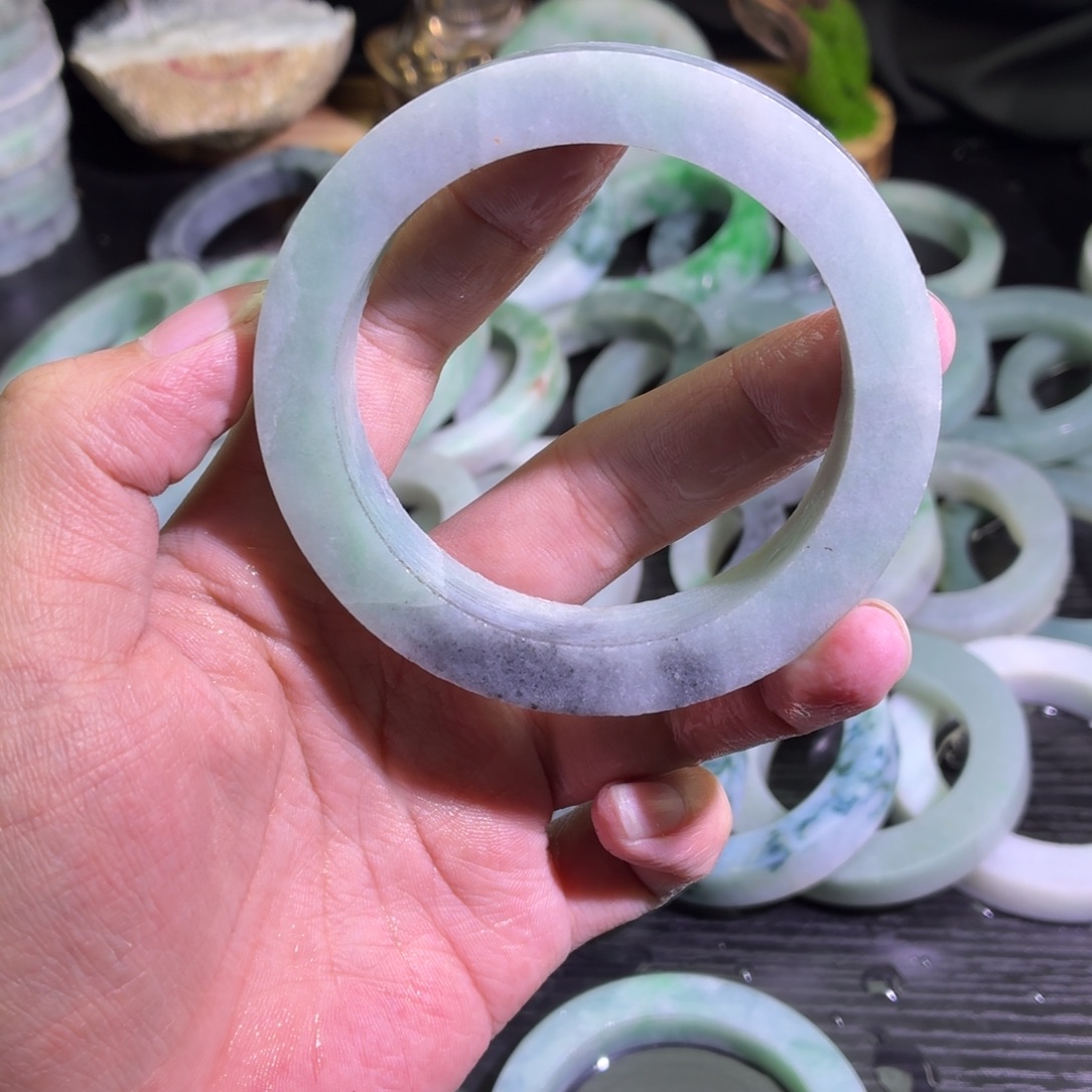 定制翡翠未镶嵌天然翡翠A货毛胚手镯定制