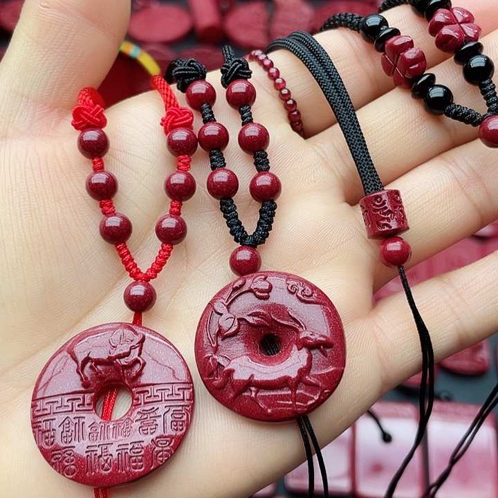 翡翠项链足银镶嵌