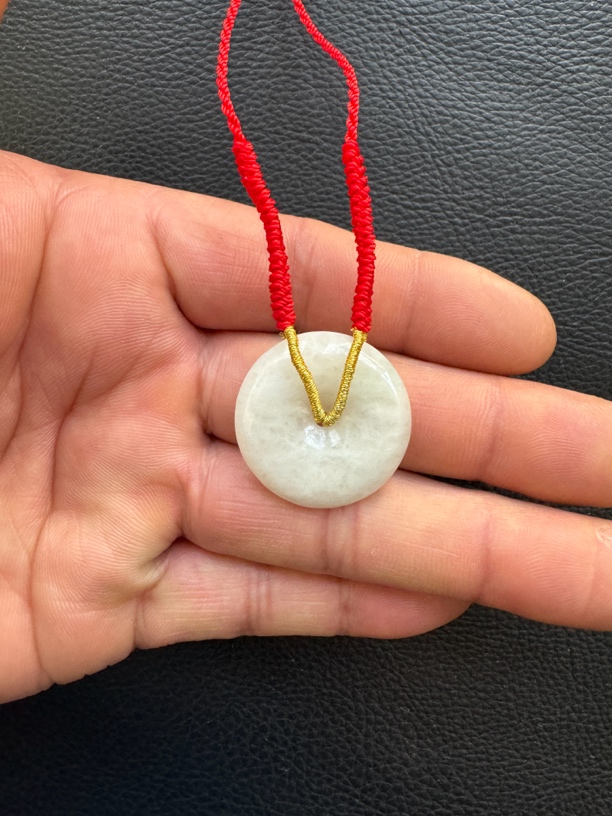 天然缅甸翡翠吊坠