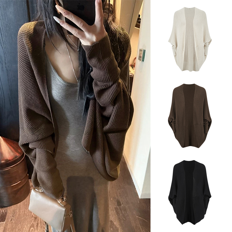 MosesQueen/魔西女王秋季蝙蝠袖复古宽松慵懒风气质轻熟毛衣外套