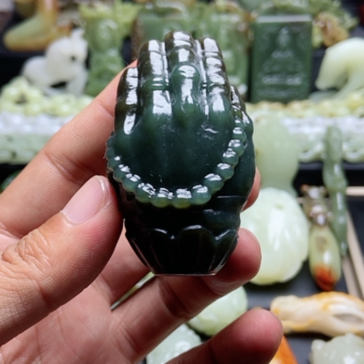 【闪购商品】和田玉颈饰未镶嵌