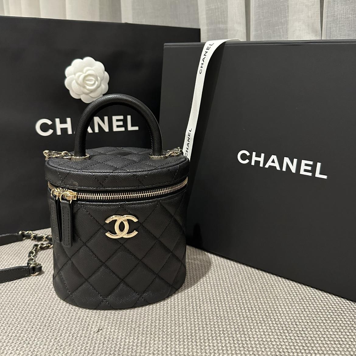 95新 Chanel/香奈儿 多多奢品/香奈儿22k限量手提水桶包/98新