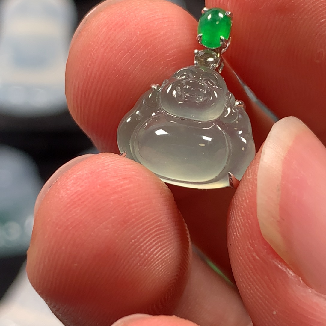 翡翠18K金镶嵌颈饰晴底起胶小佛公