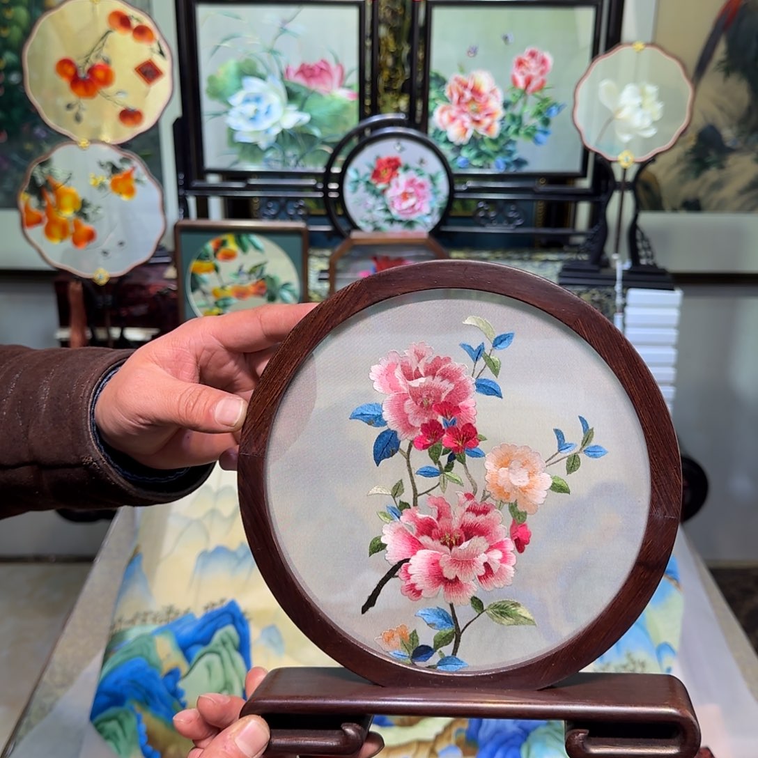 刺绣刺绣工艺精湛235