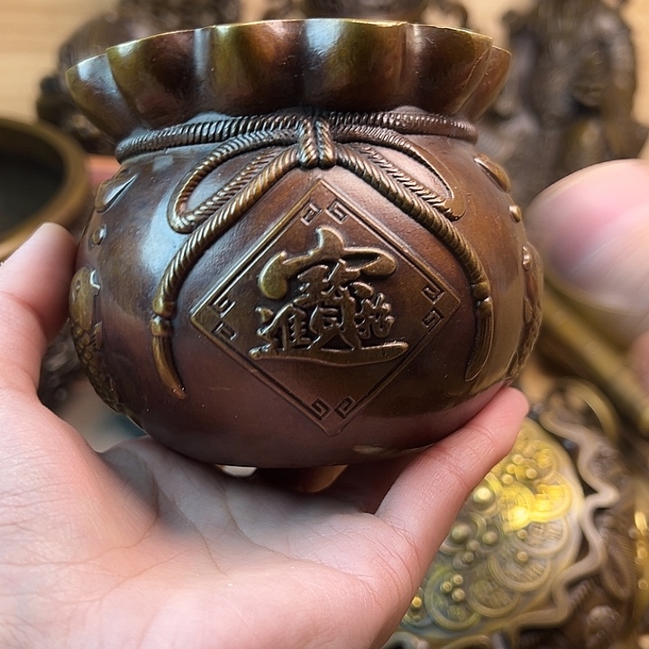 精美铜器，点击下单