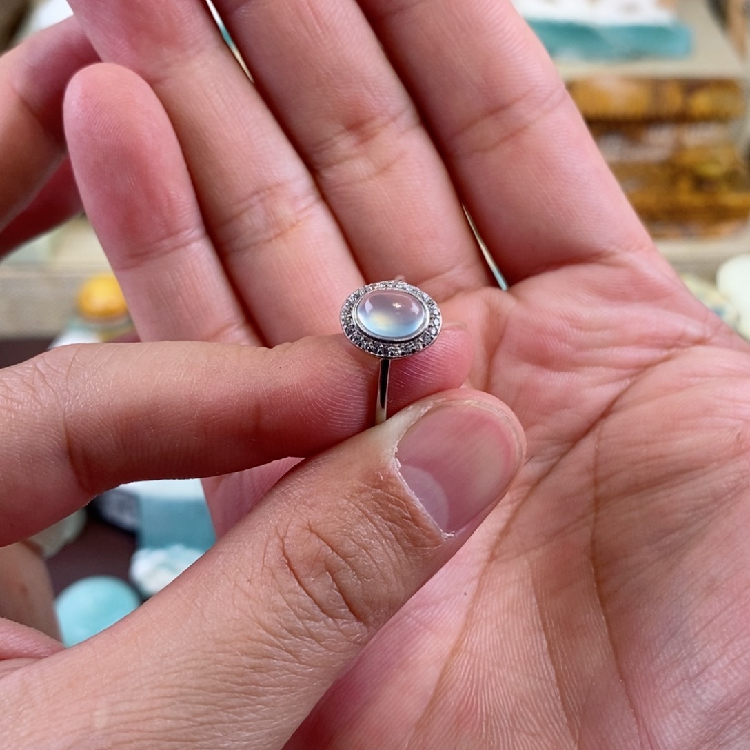 合金蛇纹石玉颈饰