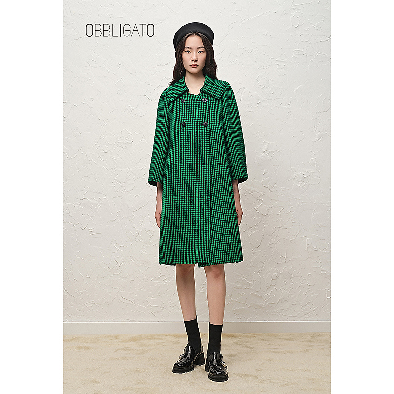 奥丽嘉朵2022冬款新款方领菱纹粗花呢绵羊毛大衣1C32580230