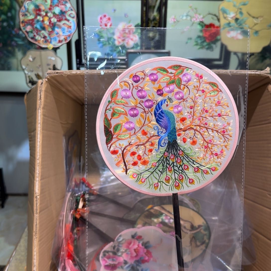 刺绣刺绣工艺精湛