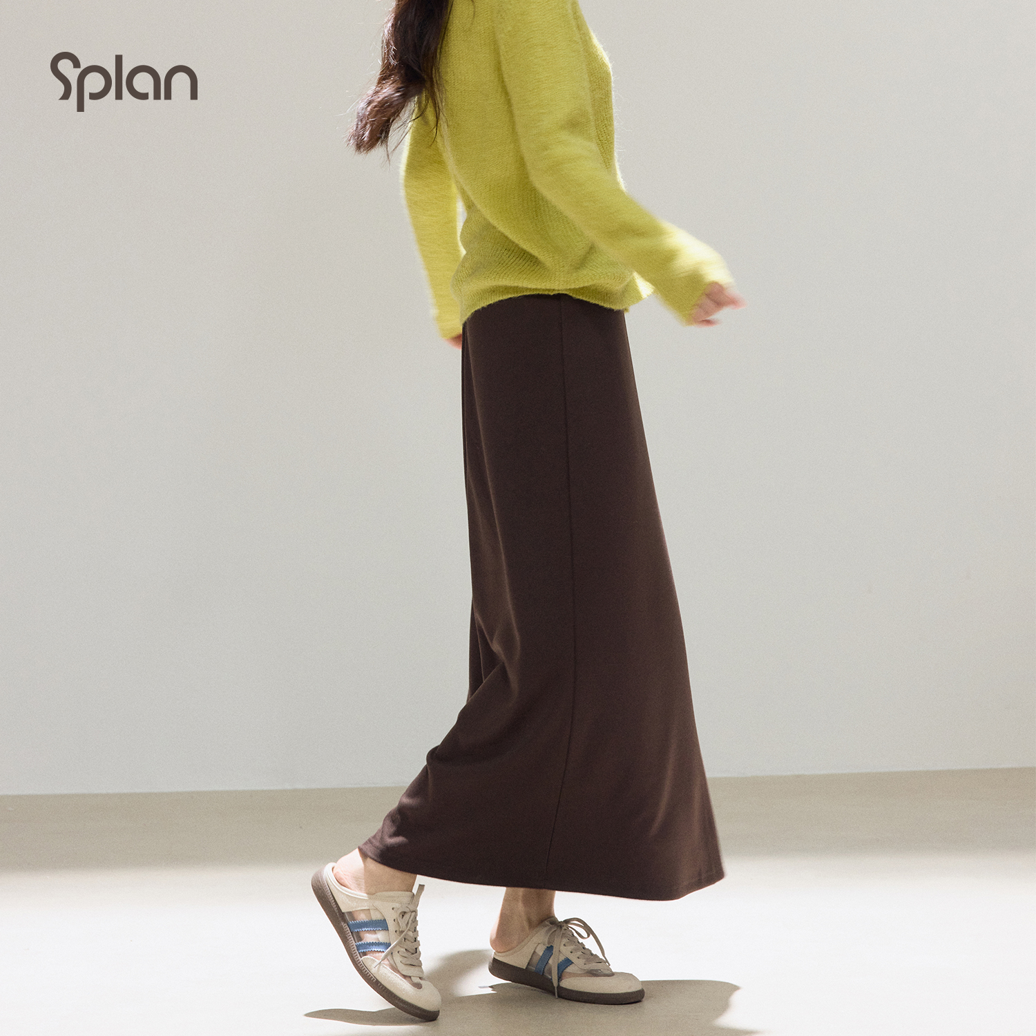 【秋冬新品】SPLAN 极简风柔软亲肤垂感半身长裙25336