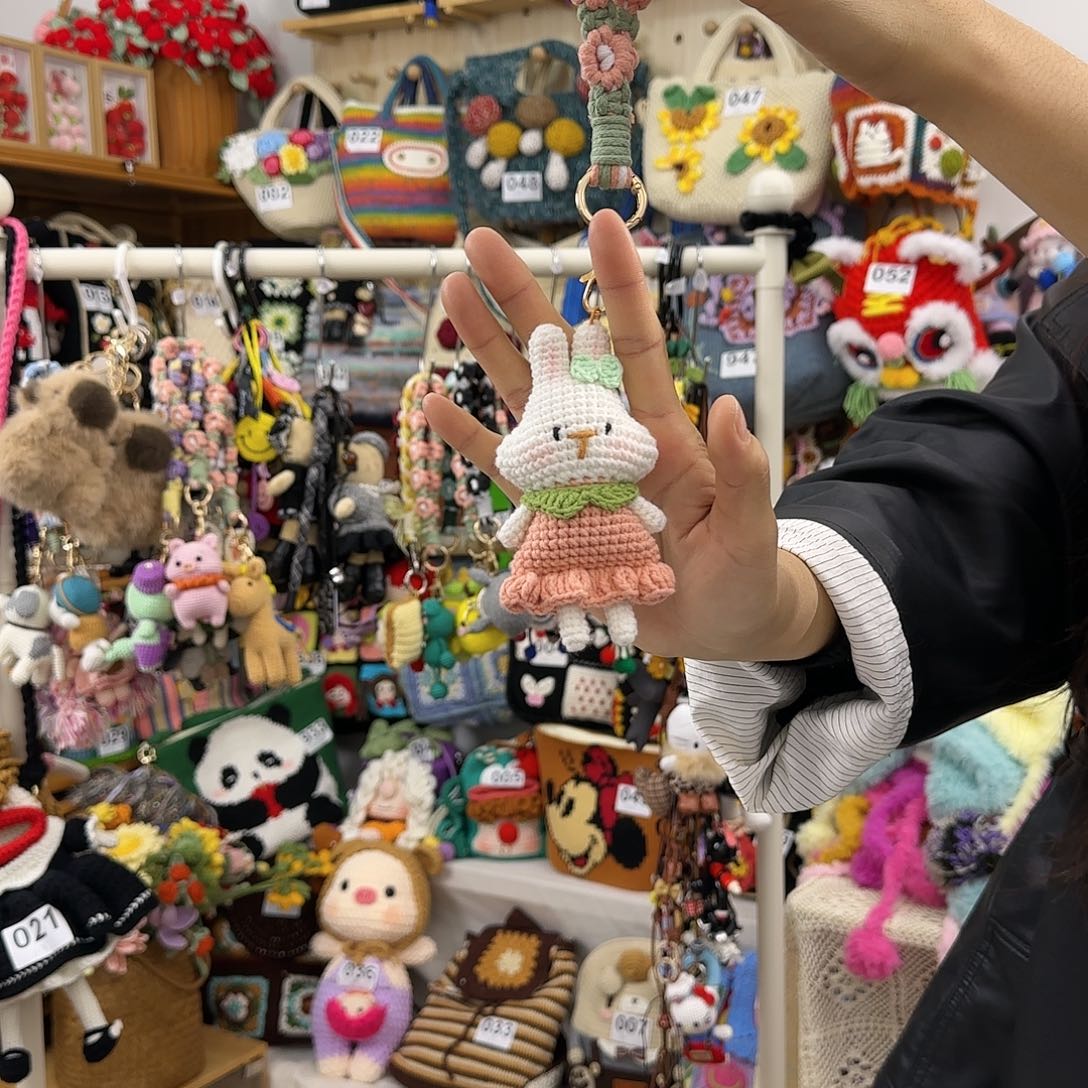 棉花衣兔子手机链子