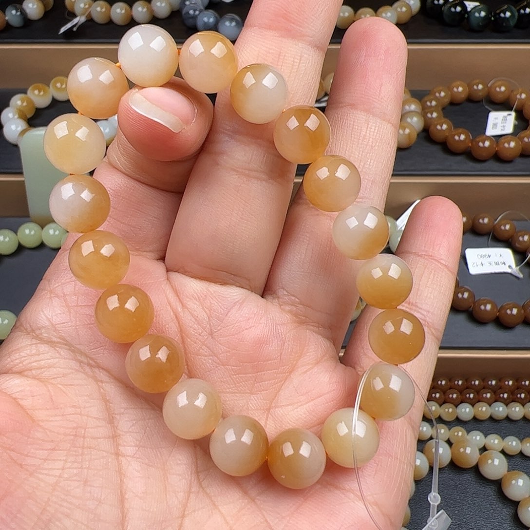 七***y和田玉未镶嵌手链