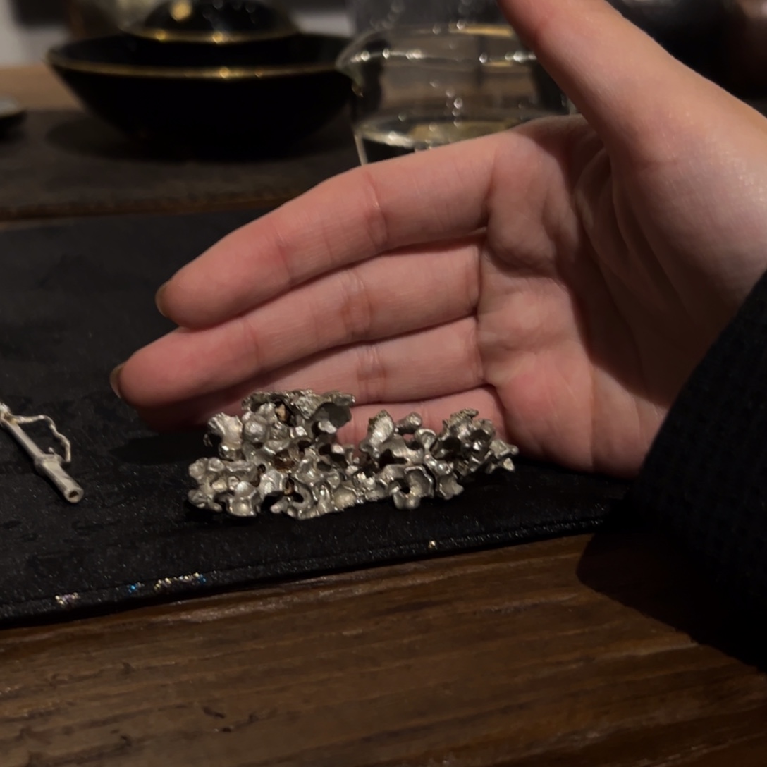 摆件陶瓷。    陶瓷。     