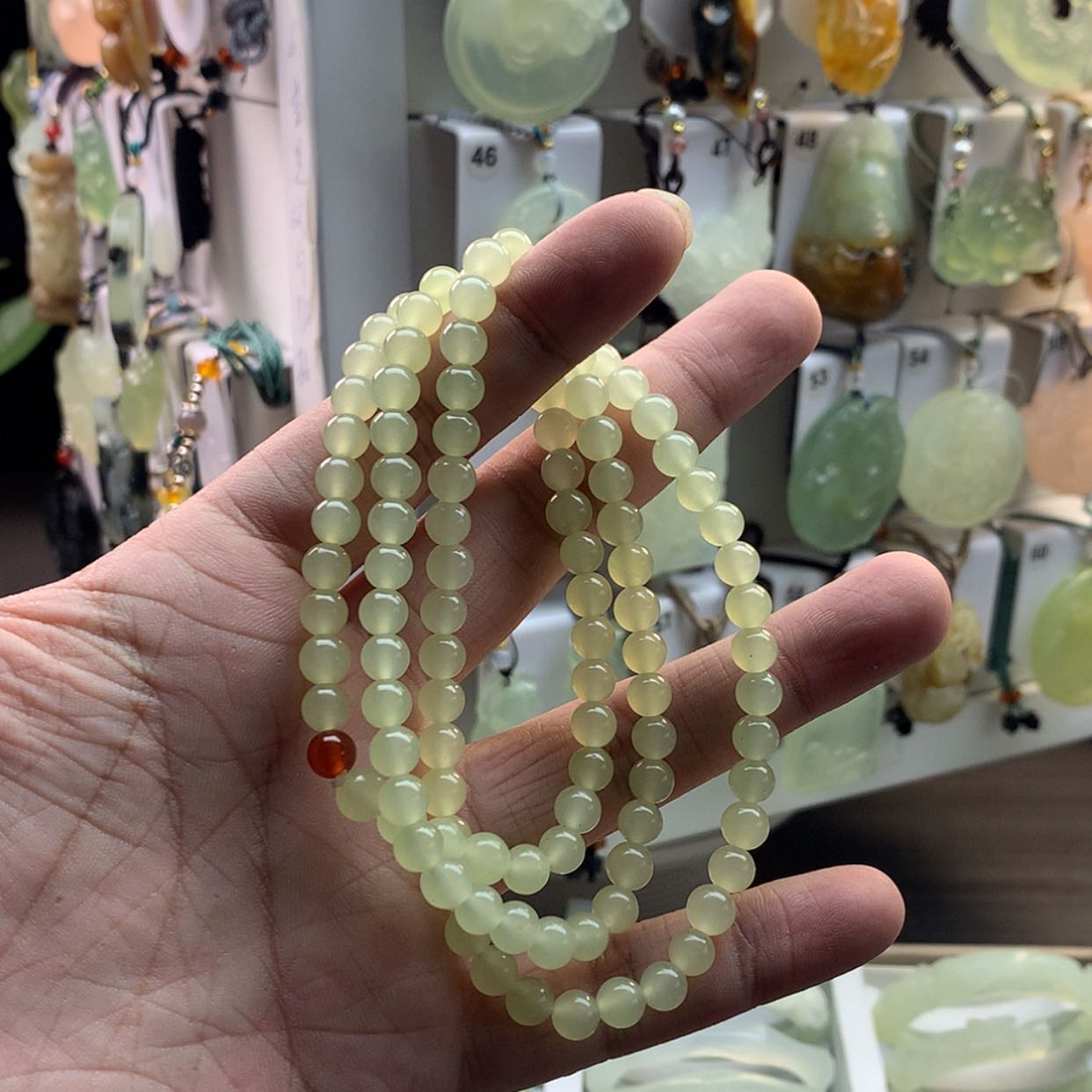 【闪购商品】蛇纹石玉颈饰未镶嵌