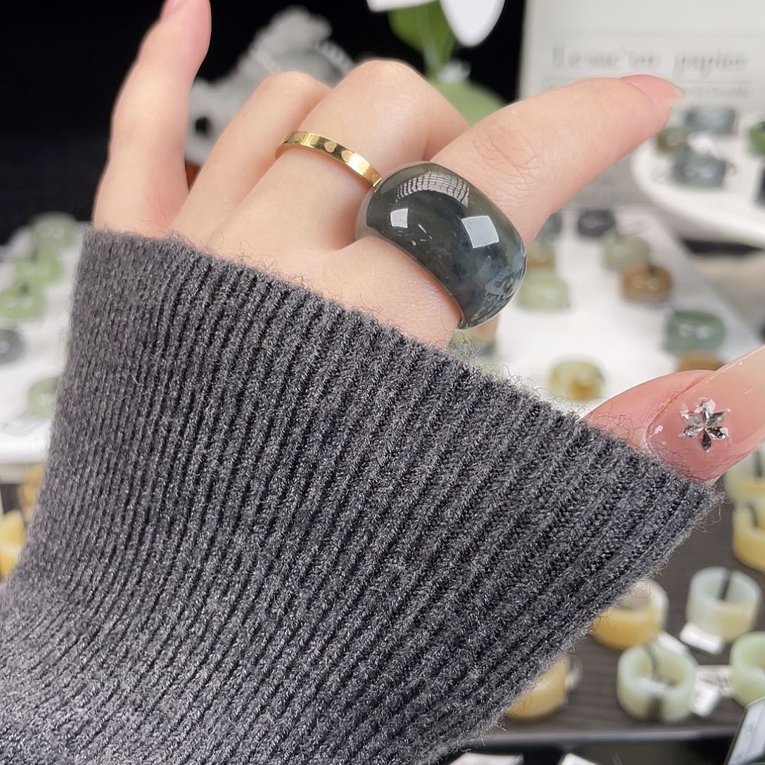 和田玉未镶嵌戒指h7糖青花墩墩18.4不退换