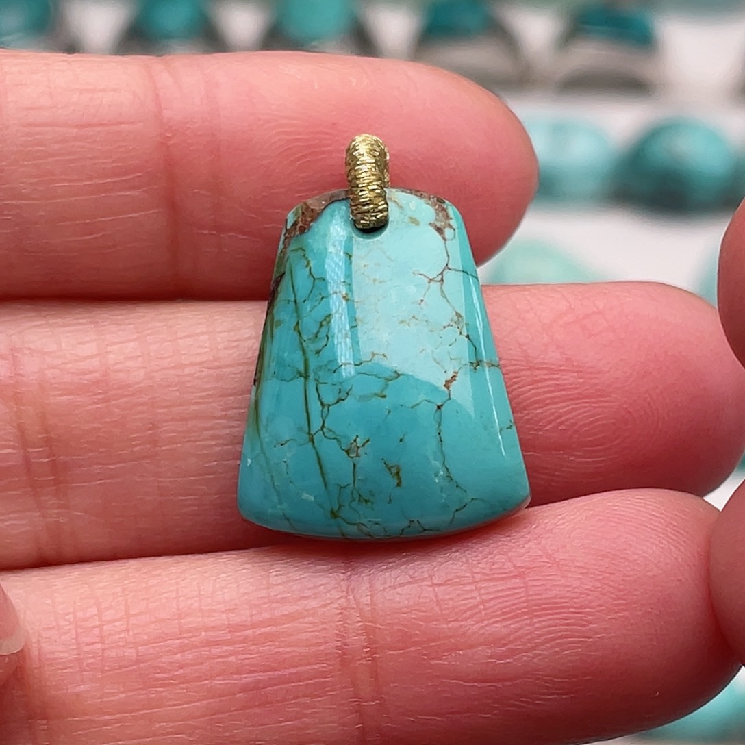 未镶嵌绿松石珠宝奇石