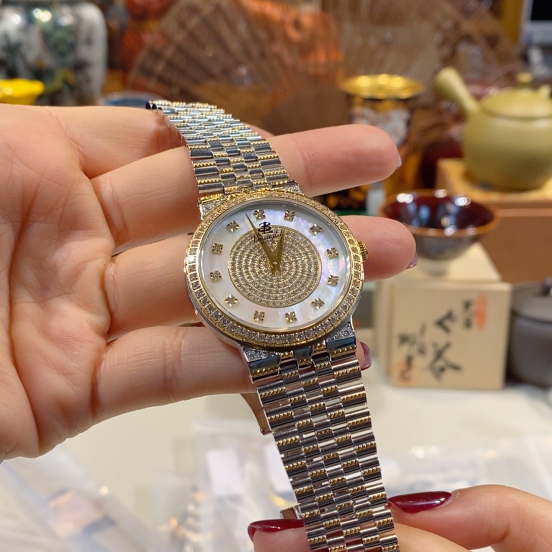 精钢小牛皮（革）精钢石英机芯