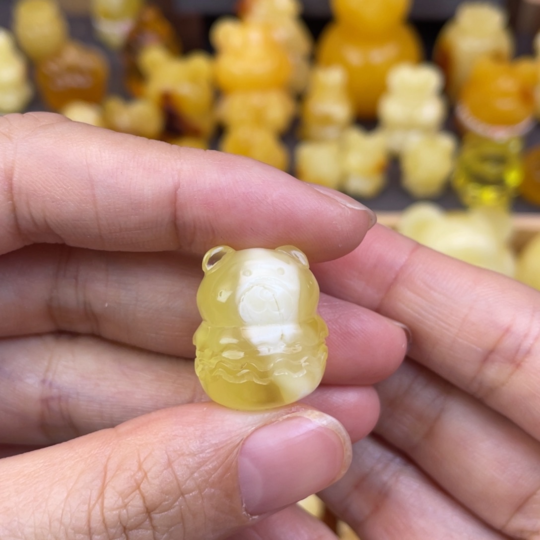 未镶嵌琥珀裸石蜜蜡