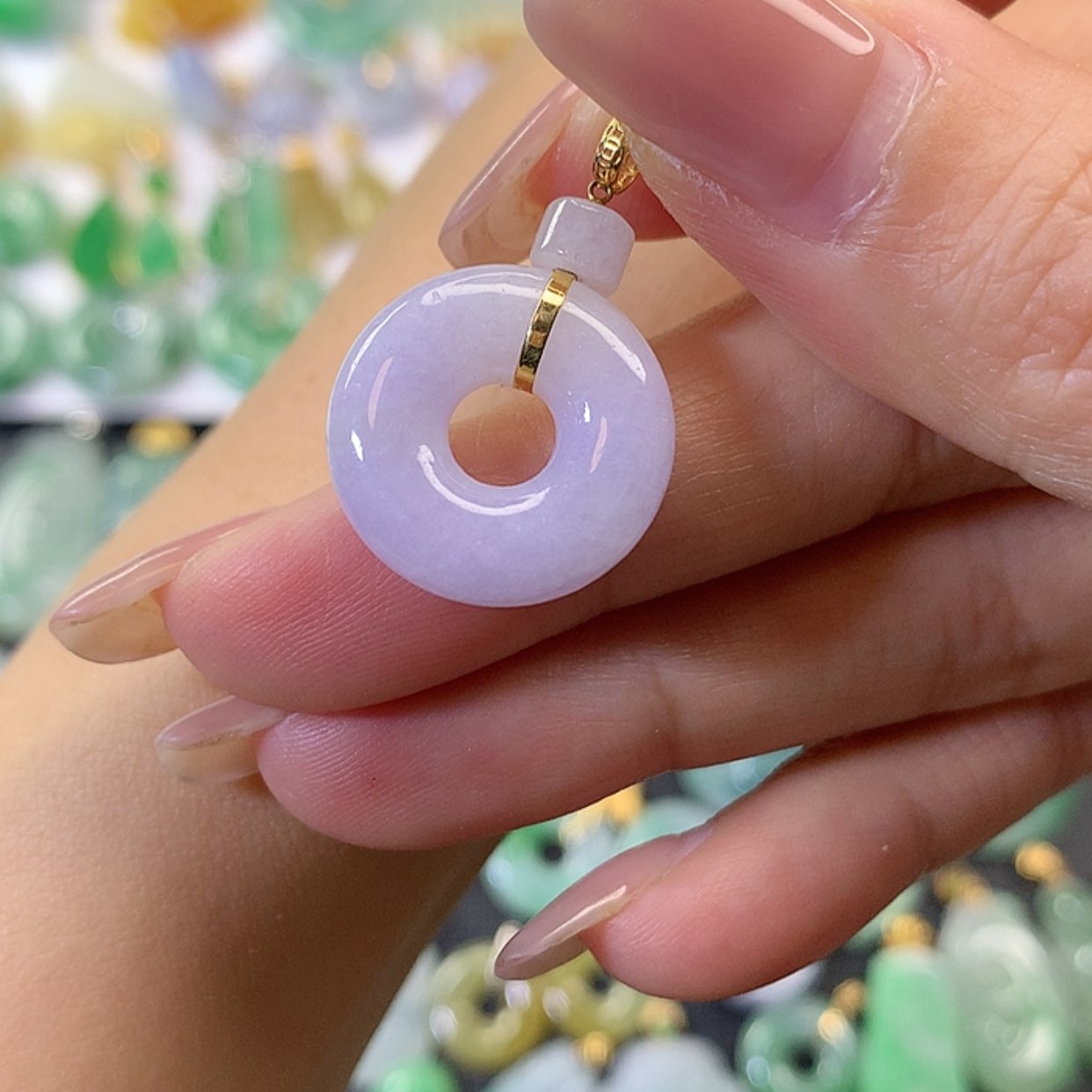 【闪购商品】翡翠吊坠(赠链)18K金镶嵌